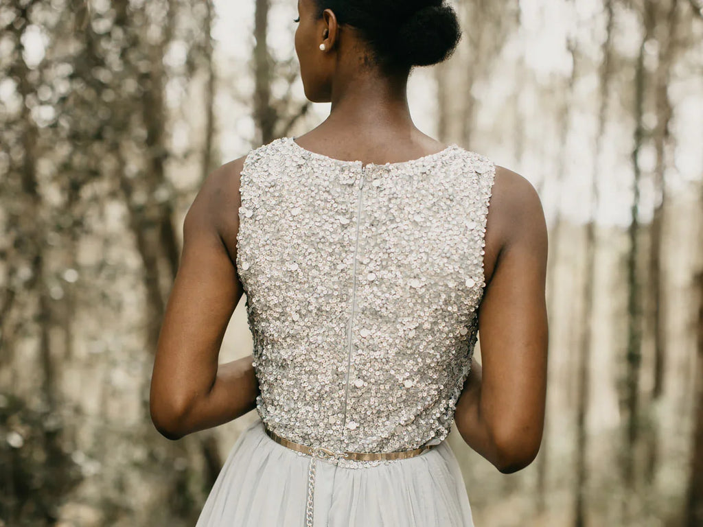 Vestido IRIA MINI GREY - Vestido Corto Bordado Pedrería