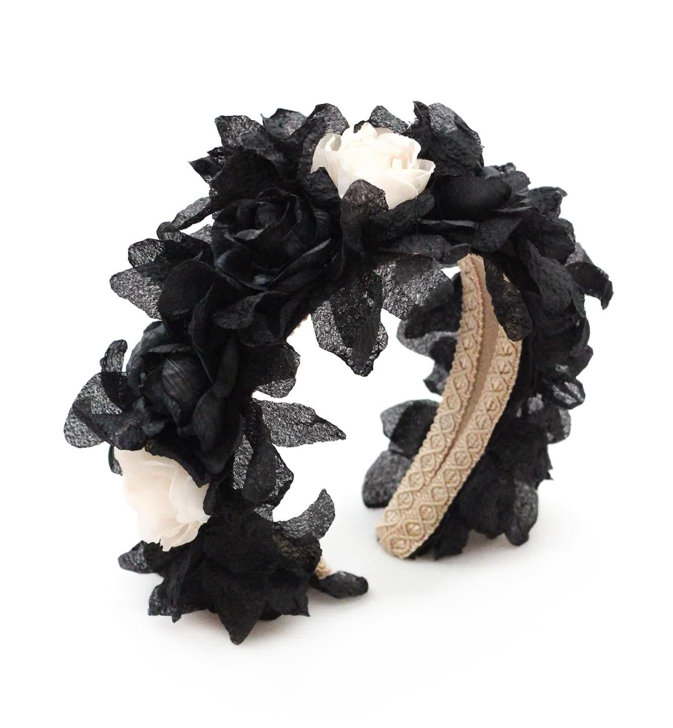 Diadema Elegante Blanco y Negro - Corona Artesanal